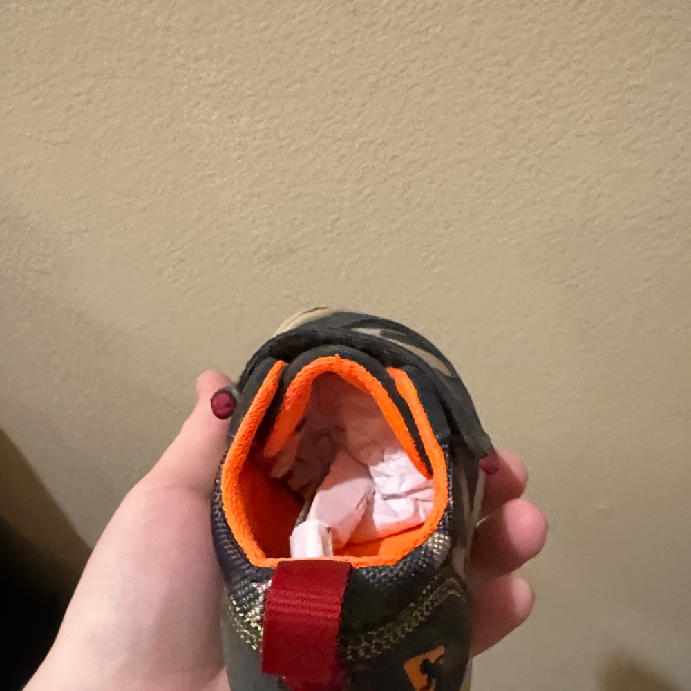 PLAE Kids' Charcoal and Neon Camo Sneakers - Picture 4 of 6